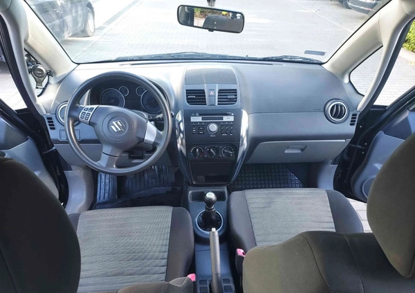 Suzuki SX4 cena 31900 przebieg: 135000, rok produkcji 2012 z Toruń małe 29